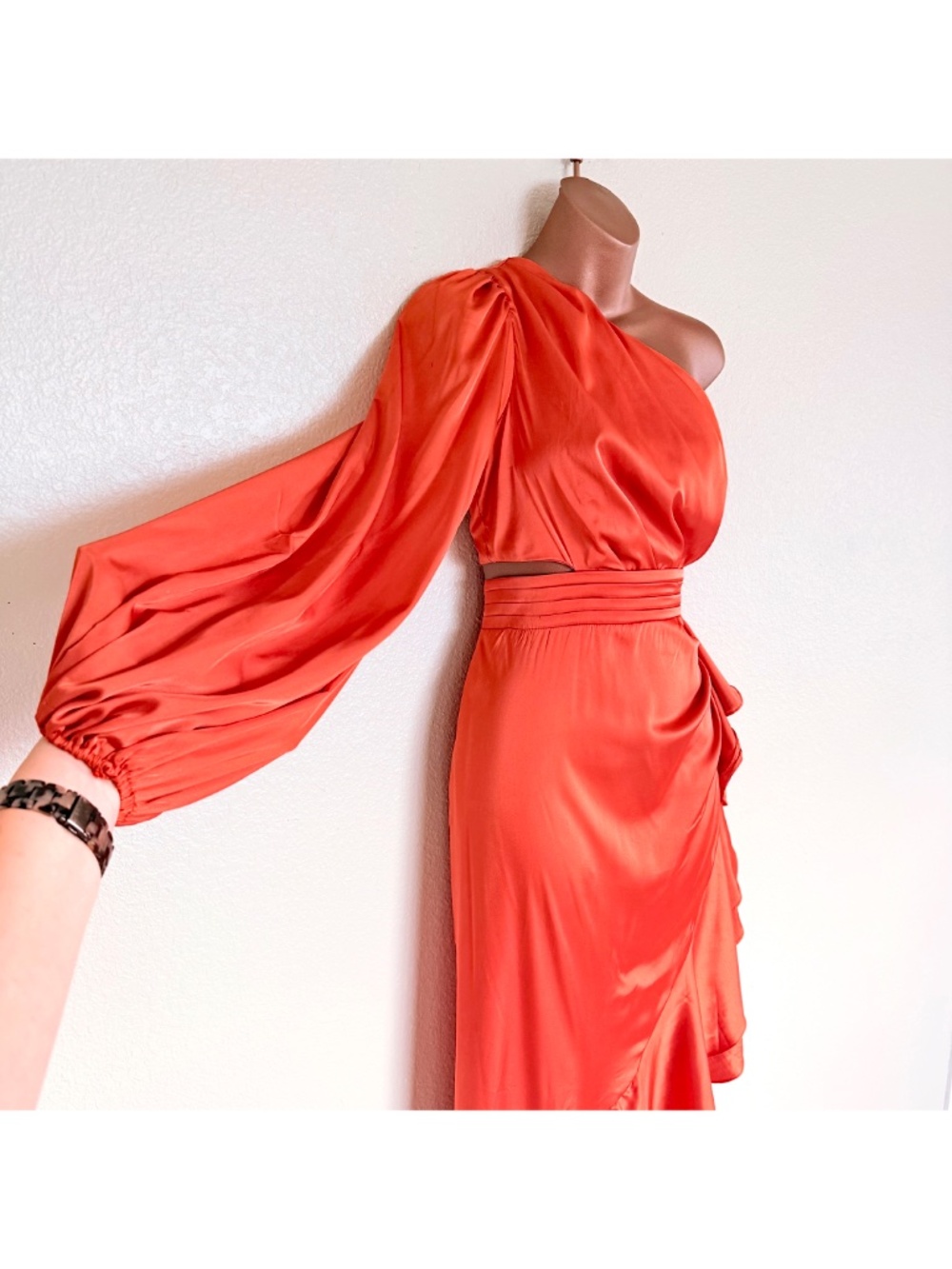 Sultry Flamenco Orange Satin One Shoulder Cutout Ruffle Formal Gown Luxxel Sz M - Picture 3 of 17